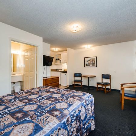 Tampa Bay Extended Stay Hotel Largo Bagian luar foto