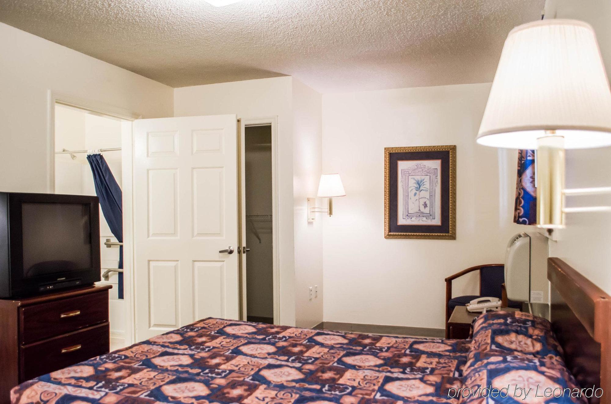 Tampa Bay Extended Stay Hotel Largo Bagian luar foto