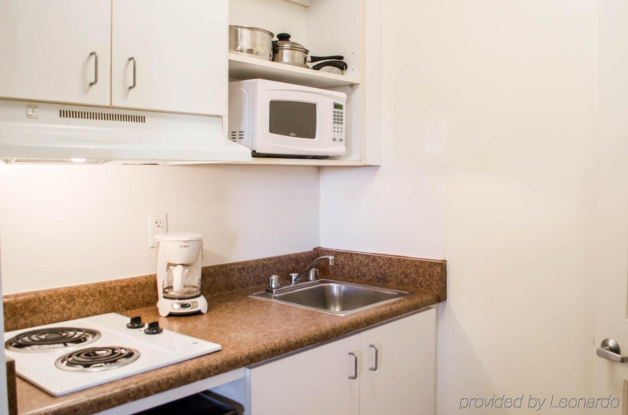 Tampa Bay Extended Stay Hotel Largo Bagian luar foto