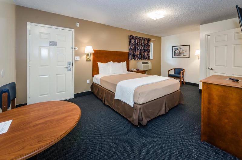 Tampa Bay Extended Stay Hotel Largo Bagian luar foto