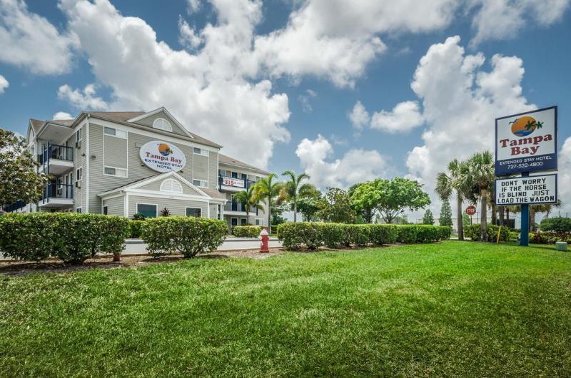 Tampa Bay Extended Stay Hotel Largo Bagian luar foto