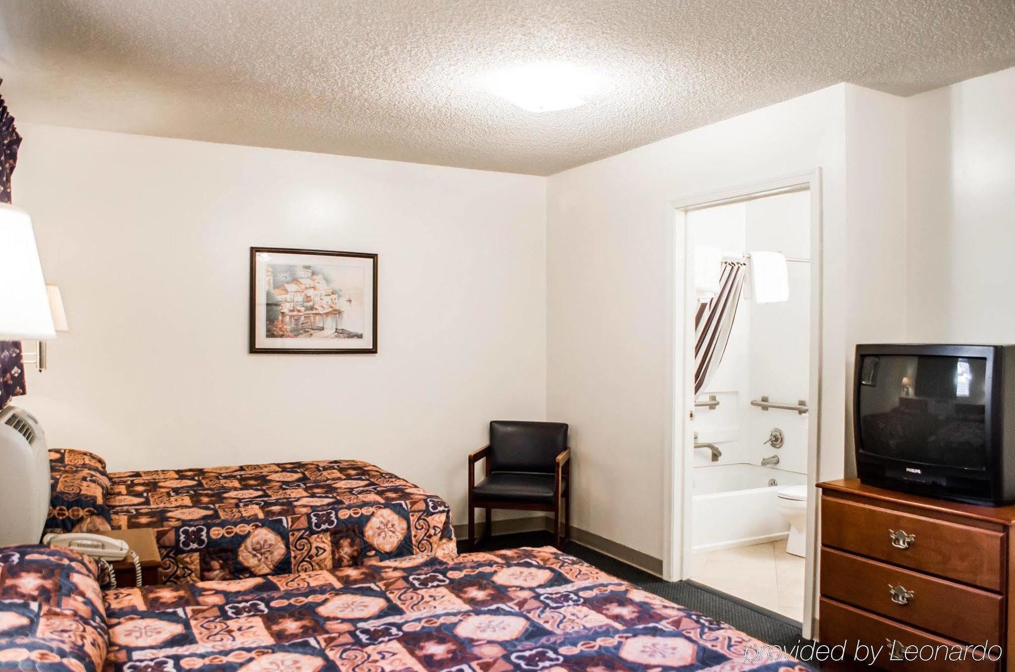 Tampa Bay Extended Stay Hotel Largo Bagian luar foto